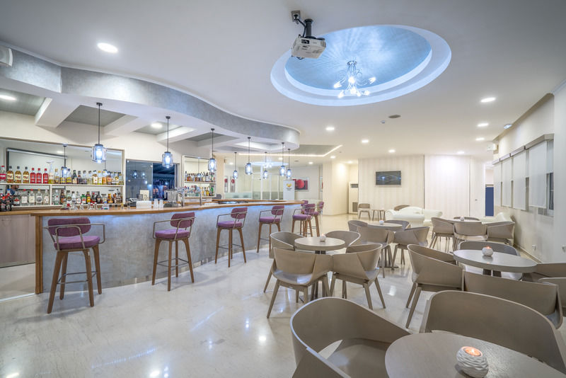 Golden Sun Resort - Adults Only Kalamákion المظهر الخارجي الصورة